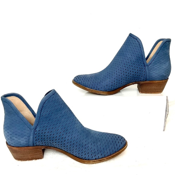 Lucky Brand Shoes - Lucky Brand Western Ankle Booties Size sz 6.5 Blue Leather Low Heel Slip On Boot